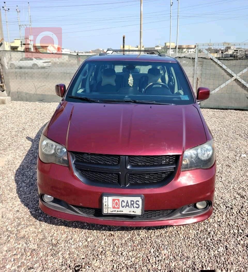 دودج جراند كارافان